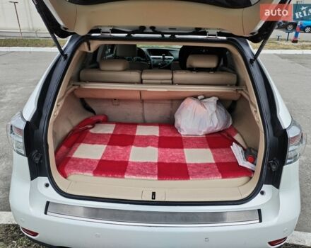 Белый Лексус РХ, объемом двигателя 3.46 л и пробегом 312 тыс. км за 13200 $, фото 13 на Automoto.ua