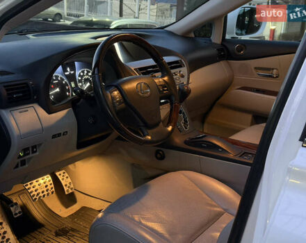 Белый Лексус РХ, объемом двигателя 3.46 л и пробегом 207 тыс. км за 16900 $, фото 26 на Automoto.ua