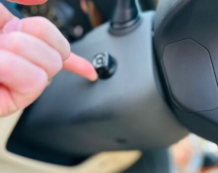 Белый Лексус РХ, объемом двигателя 3.46 л и пробегом 175 тыс. км за 15600 $, фото 73 на Automoto.ua