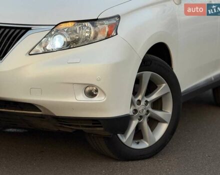 Белый Лексус РХ, объемом двигателя 3.46 л и пробегом 240 тыс. км за 15800 $, фото 3 на Automoto.ua