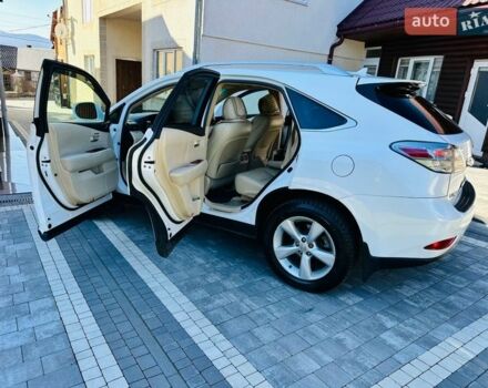 Белый Лексус РХ, объемом двигателя 3.46 л и пробегом 175 тыс. км за 15600 $, фото 33 на Automoto.ua