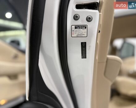Белый Лексус РХ, объемом двигателя 3.46 л и пробегом 225 тыс. км за 17999 $, фото 41 на Automoto.ua