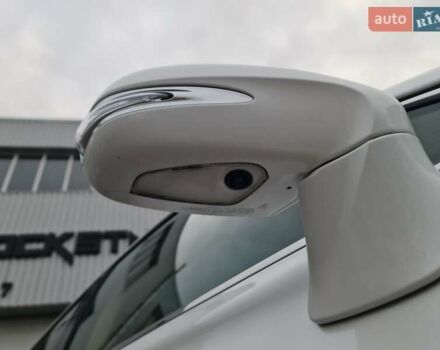 Белый Лексус РХ, объемом двигателя 3.5 л и пробегом 59 тыс. км за 21990 $, фото 6 на Automoto.ua