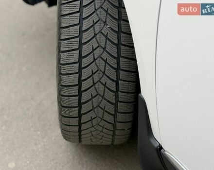 Білий Лексус РХ, об'ємом двигуна 3.46 л та пробігом 250 тис. км за 15999 $, фото 12 на Automoto.ua