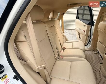 Белый Лексус РХ, объемом двигателя 3.5 л и пробегом 103 тыс. км за 18700 $, фото 83 на Automoto.ua