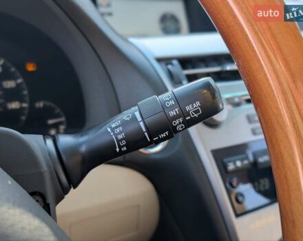 Белый Лексус РХ, объемом двигателя 3.5 л и пробегом 212 тыс. км за 16700 $, фото 91 на Automoto.ua