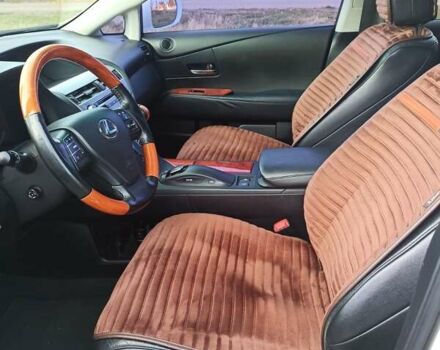 Белый Лексус РХ, объемом двигателя 3.46 л и пробегом 198 тыс. км за 17000 $, фото 1 на Automoto.ua