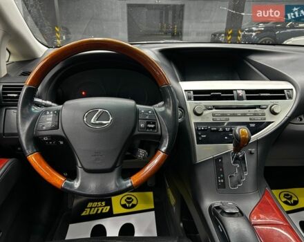 Белый Лексус РХ, объемом двигателя 3.46 л и пробегом 159 тыс. км за 16600 $, фото 17 на Automoto.ua
