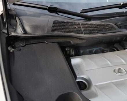 Белый Лексус РХ, объемом двигателя 3.46 л и пробегом 236 тыс. км за 19500 $, фото 49 на Automoto.ua