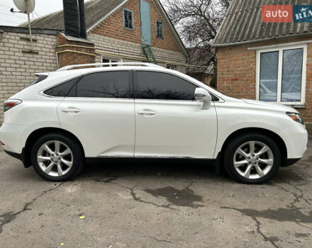 Белый Лексус РХ, объемом двигателя 3.5 л и пробегом 197 тыс. км за 18500 $, фото 1 на Automoto.ua