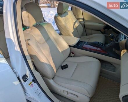 Белый Лексус РХ, объемом двигателя 3.5 л и пробегом 212 тыс. км за 16700 $, фото 76 на Automoto.ua