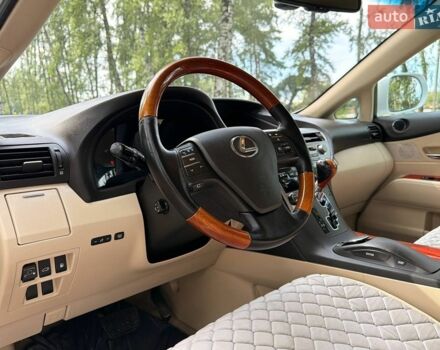 Белый Лексус РХ, объемом двигателя 3.46 л и пробегом 185 тыс. км за 14650 $, фото 20 на Automoto.ua