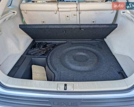 Белый Лексус РХ, объемом двигателя 3.5 л и пробегом 212 тыс. км за 16700 $, фото 47 на Automoto.ua
