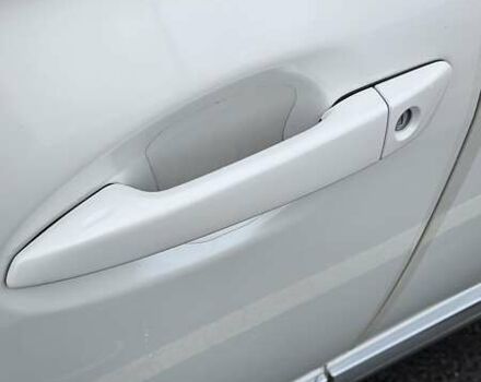 Белый Лексус РХ, объемом двигателя 3.46 л и пробегом 118 тыс. км за 19500 $, фото 7 на Automoto.ua