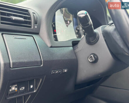 Білий Лексус РХ, об'ємом двигуна 3.46 л та пробігом 161 тис. км за 15900 $, фото 49 на Automoto.ua