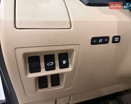 Белый Лексус РХ, объемом двигателя 3.46 л и пробегом 140 тыс. км за 17999 $, фото 75 на Automoto.ua