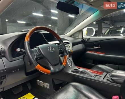 Белый Лексус РХ, объемом двигателя 3.46 л и пробегом 159 тыс. км за 16600 $, фото 11 на Automoto.ua