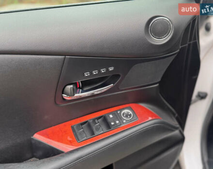 Білий Лексус РХ, об'ємом двигуна 3.46 л та пробігом 161 тис. км за 15900 $, фото 46 на Automoto.ua