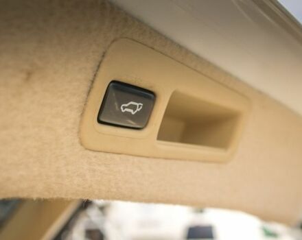 Белый Лексус РХ, объемом двигателя 3.46 л и пробегом 200 тыс. км за 20000 $, фото 10 на Automoto.ua