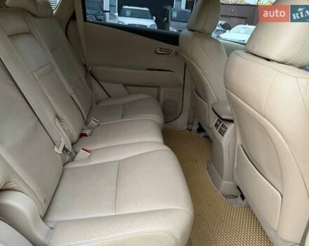 Белый Лексус РХ, объемом двигателя 3.46 л и пробегом 277 тыс. км за 15500 $, фото 18 на Automoto.ua