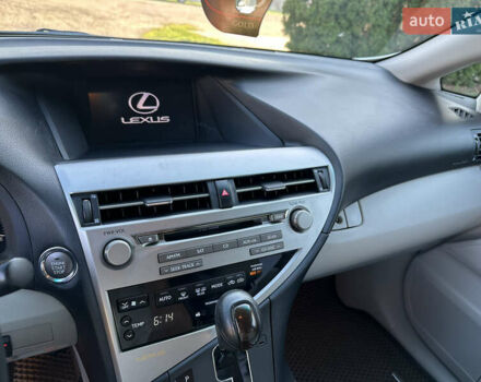 Белый Лексус РХ, объемом двигателя 3.5 л и пробегом 127 тыс. км за 19500 $, фото 14 на Automoto.ua
