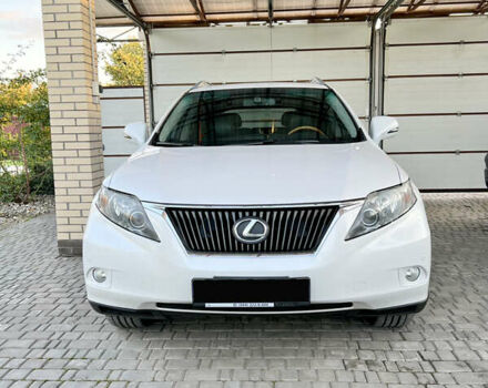 Белый Лексус РХ, объемом двигателя 3.5 л и пробегом 256 тыс. км за 16500 $, фото 1 на Automoto.ua