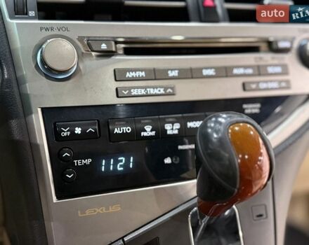Белый Лексус РХ, объемом двигателя 3.46 л и пробегом 140 тыс. км за 17999 $, фото 85 на Automoto.ua