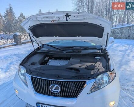 Белый Лексус РХ, объемом двигателя 3.5 л и пробегом 212 тыс. км за 16700 $, фото 15 на Automoto.ua