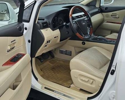 Белый Лексус РХ, объемом двигателя 3.46 л и пробегом 118 тыс. км за 19500 $, фото 10 на Automoto.ua