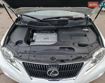 Белый Лексус РХ, объемом двигателя 3.5 л и пробегом 59 тыс. км за 21990 $, фото 12 на Automoto.ua