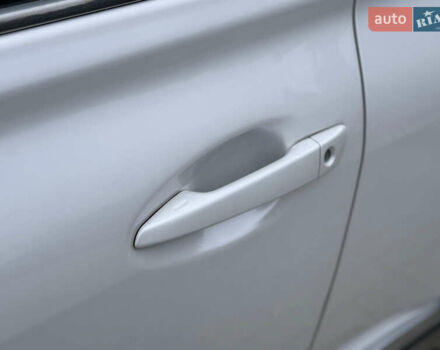 Білий Лексус РХ, об'ємом двигуна 3.46 л та пробігом 161 тис. км за 15900 $, фото 14 на Automoto.ua