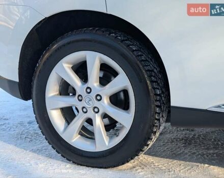 Белый Лексус РХ, объемом двигателя 3.5 л и пробегом 212 тыс. км за 16700 $, фото 40 на Automoto.ua