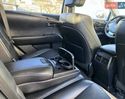 Белый Лексус РХ, объемом двигателя 3.46 л и пробегом 127 тыс. км за 24500 $, фото 62 на Automoto.ua