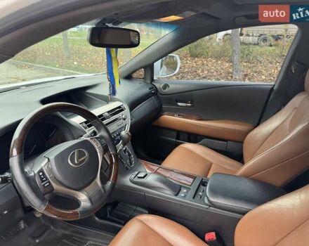Белый Лексус РХ, объемом двигателя 3.46 л и пробегом 198 тыс. км за 19200 $, фото 23 на Automoto.ua