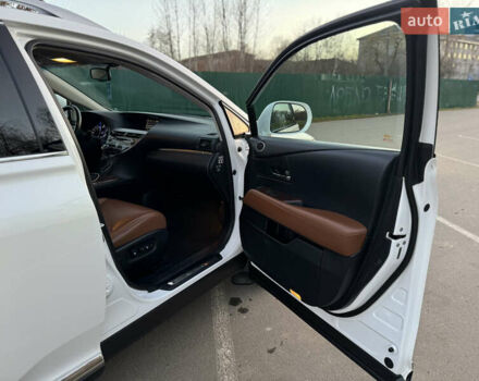 Белый Лексус РХ, объемом двигателя 3.46 л и пробегом 266 тыс. км за 21500 $, фото 13 на Automoto.ua