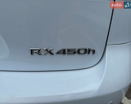Білий Лексус РХ, об'ємом двигуна 3.46 л та пробігом 119 тис. км за 21800 $, фото 8 на Automoto.ua