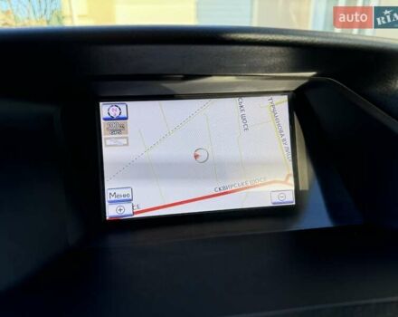 Белый Лексус РХ, объемом двигателя 3.46 л и пробегом 127 тыс. км за 24500 $, фото 52 на Automoto.ua