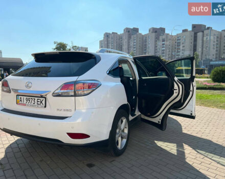 Белый Лексус РХ, объемом двигателя 3.46 л и пробегом 157 тыс. км за 24000 $, фото 4 на Automoto.ua