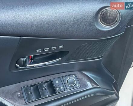 Білий Лексус РХ, об'ємом двигуна 3.46 л та пробігом 162 тис. км за 15999 $, фото 9 на Automoto.ua