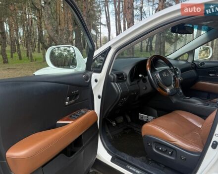 Белый Лексус РХ, объемом двигателя 3.46 л и пробегом 230 тыс. км за 19000 $, фото 6 на Automoto.ua