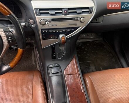 Белый Лексус РХ, объемом двигателя 3.46 л и пробегом 230 тыс. км за 19000 $, фото 17 на Automoto.ua