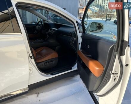 Белый Лексус РХ, объемом двигателя 3.46 л и пробегом 278 тыс. км за 21400 $, фото 13 на Automoto.ua