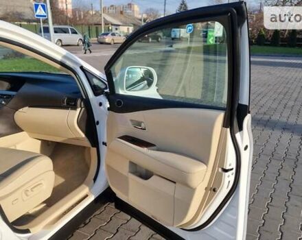 Білий Лексус РХ, об'ємом двигуна 3.5 л та пробігом 193 тис. км за 20000 $, фото 48 на Automoto.ua