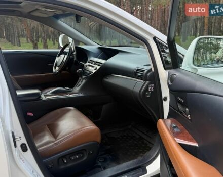 Белый Лексус РХ, объемом двигателя 3.46 л и пробегом 230 тыс. км за 19000 $, фото 1 на Automoto.ua