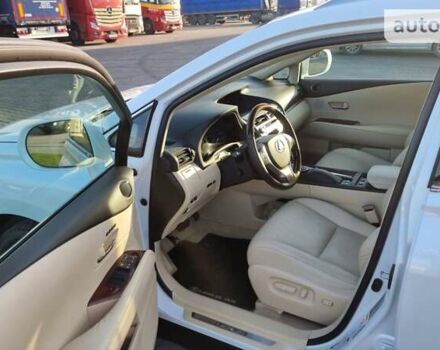 Білий Лексус РХ, об'ємом двигуна 3.5 л та пробігом 193 тис. км за 20000 $, фото 25 на Automoto.ua