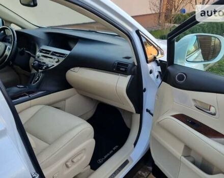 Білий Лексус РХ, об'ємом двигуна 3.5 л та пробігом 193 тис. км за 20000 $, фото 16 на Automoto.ua