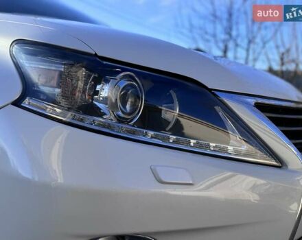 Белый Лексус РХ, объемом двигателя 3.46 л и пробегом 127 тыс. км за 24500 $, фото 16 на Automoto.ua