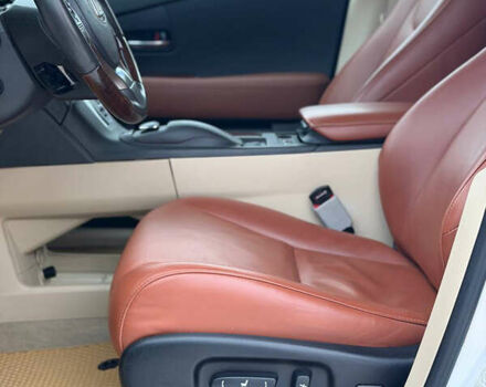 Белый Лексус РХ, объемом двигателя 3.46 л и пробегом 210 тыс. км за 16900 $, фото 10 на Automoto.ua