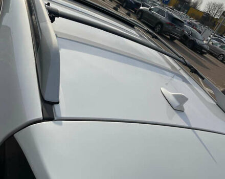 Білий Лексус РХ, об'ємом двигуна 3.46 л та пробігом 210 тис. км за 18900 $, фото 33 на Automoto.ua