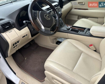 Белый Лексус РХ, объемом двигателя 3.5 л и пробегом 150 тыс. км за 21400 $, фото 9 на Automoto.ua